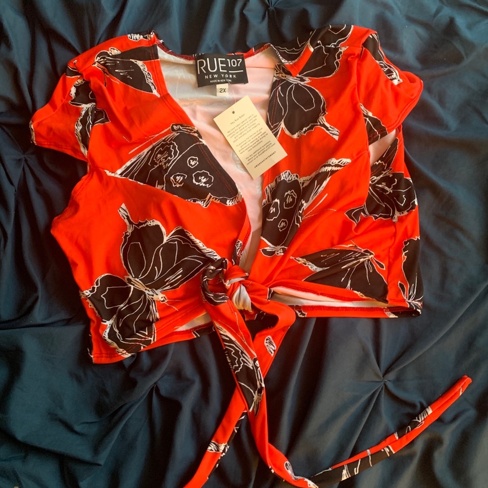 Mariana Cropped Wrap Top in Red Butterfly Print